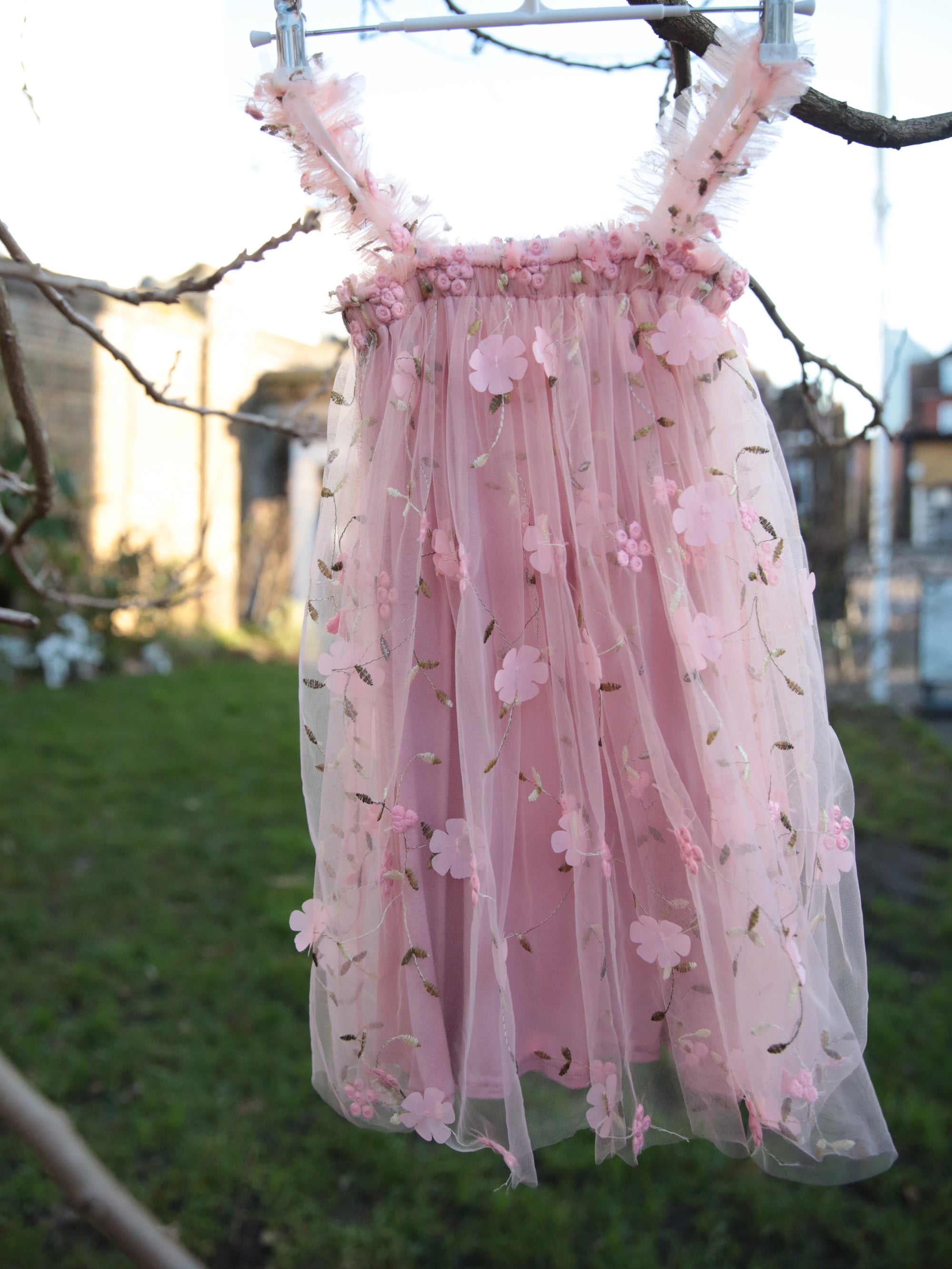 Girls 3D flower embroidered dusky pink dress. Baby Pink Tulle dress for young girls, toddlers and babies. flower girl dress, party dress.
