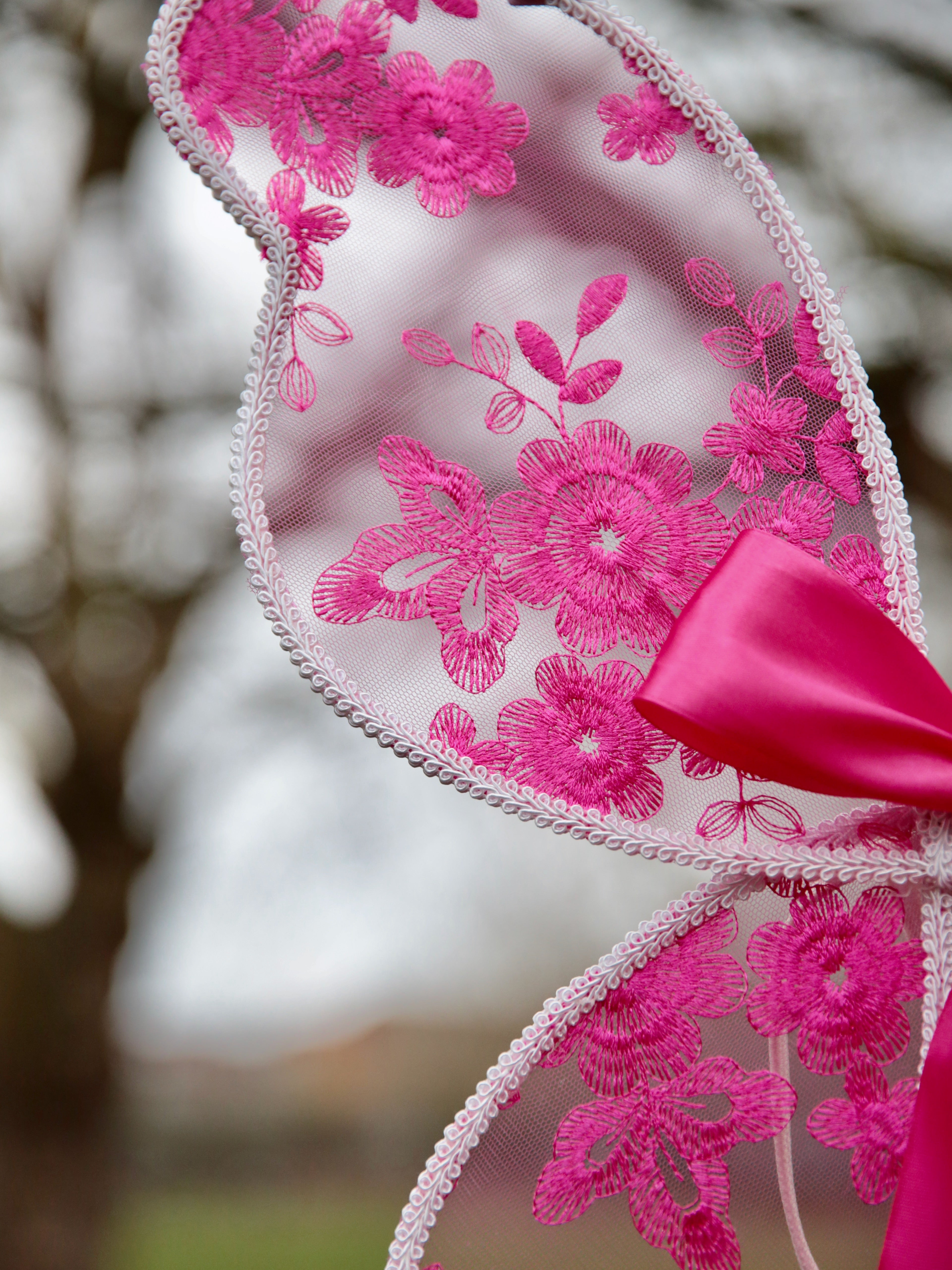 Fairy Wings. Handcrafted Fuchsia Pink embroidered butterfly wings for Children. With optional free satin bow. Flower girls, fairy party.