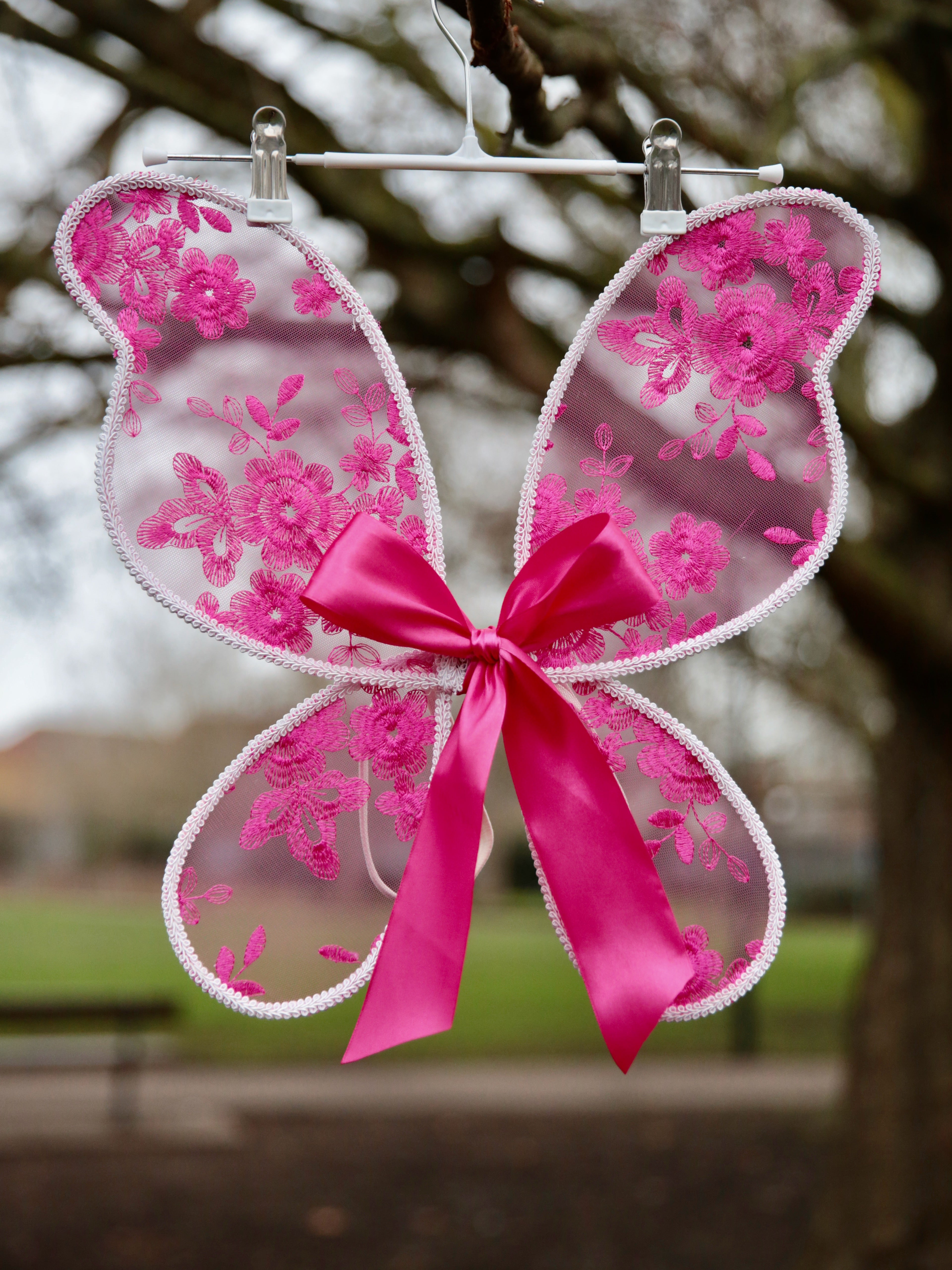 Fairy Wings. Handcrafted Fuchsia Pink embroidered butterfly wings for Children. With optional free satin bow. Flower girls, fairy party.