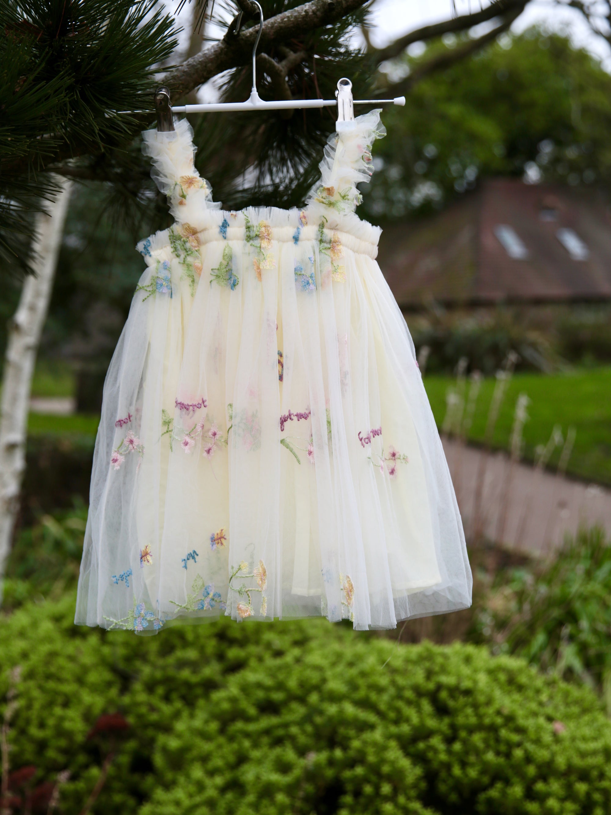 Little girls dress. Lemon yellow girls party dress, tulle embroidered with flowers. Flower dress. Flower girl, cake smash, birthday dress.