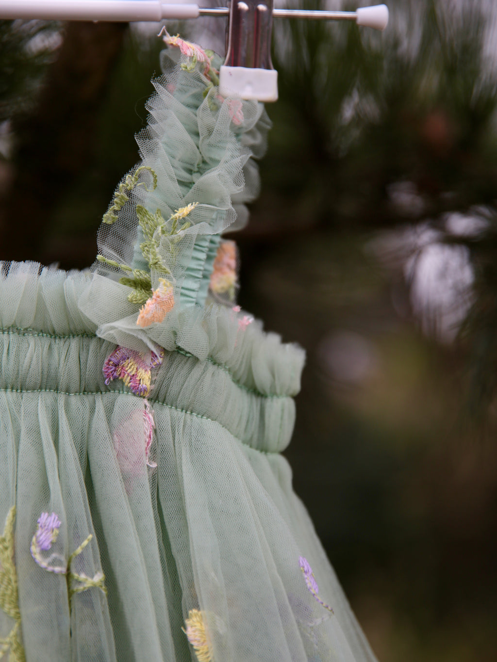 Girls dress. Sage Green dress, girls embroidered dress, party dress, photo shoot dress, flower girl dress, party dress, birthday dress.