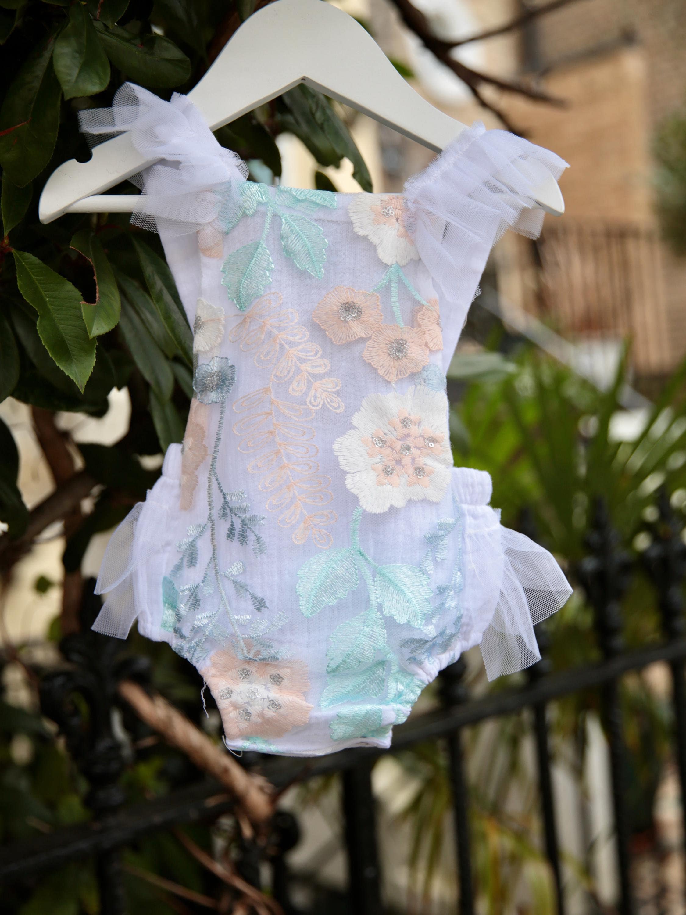 Newborn Baby Girl Romper - Sleeveless Cotton Jumpsuit with Delicate Lace Details for Parties, Christenings and Birthday Photo shoot
